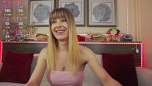 MuseDollX online show from April 18, 5:28 pm