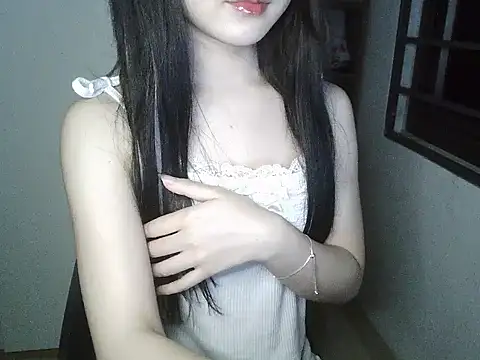 Annabelle-e online show from October 9, 6:28 pm