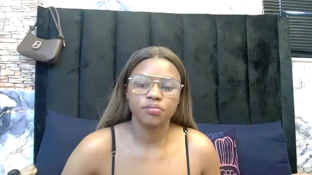 SexyBaddieXXX online show from July 22, 10:51 am