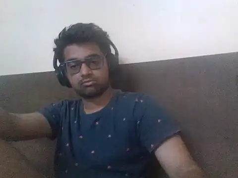 Snapshot of GOJO_1 chatting on September 24, 3:32 am GOJO 1 online show from September 24, 3:32 am