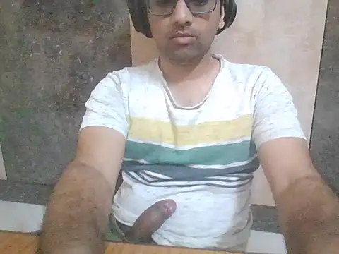 Snapshot of GOJO_1 chatting on February 10, 1:59 pm GOJO 1 online show from February 10, 1:59 pm