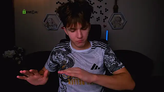 travis wolf  online show from September 20, 8:48 am