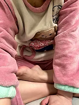 Winnie-1016 online show from January 19, 10:41 am