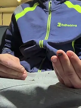 420boy   online show from November 12, 9:14 pm