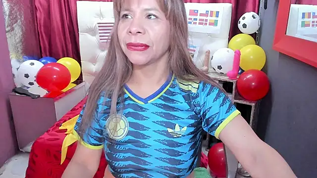 Snapshot of SofiaXDelRio chatting on June 17, 11:56 am SofiaXDelRio online show from June 17, 11:56 am
