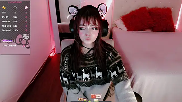 Snapshot of Lunyhose chatting on September 17, 7:37 pm Lunyhose online show from September 17, 7:37 pm