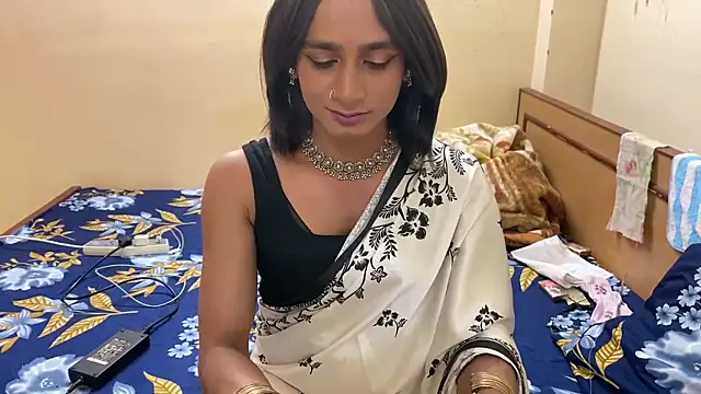 LuvLayla online show from January 13, 7:19 pm