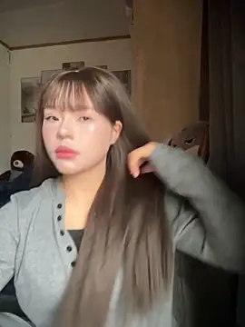 SarahBeii online show from December 20, 3:24 am