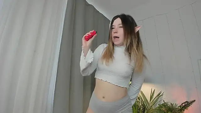 Lina Glow online show from April 14, 6:52 am