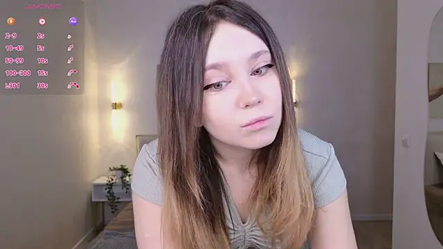 Lina Glow online show from April 21, 6:41 am