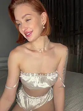 LittleFox    online show from May 23, 6:18 am