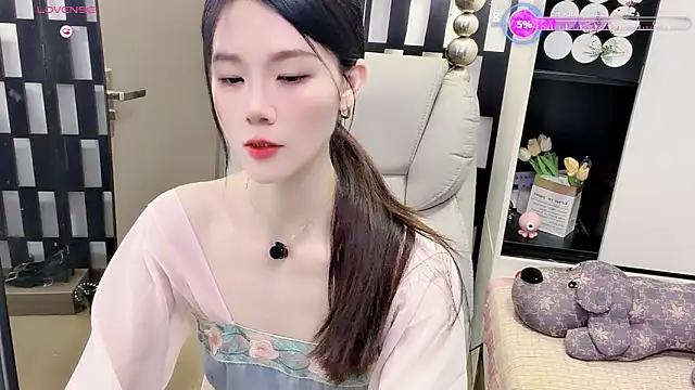 Yueyue-MM online show from June 19, 2:10 pm