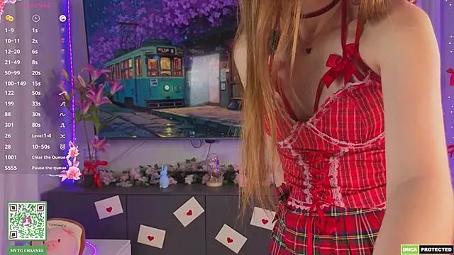 ElfredaTupy online show from April 18, 7:58 pm