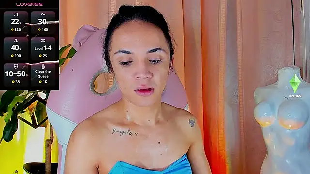 Snapshot of Cristal_Gem1 chatting on June 7, 11:47 am Cristal Gem1 online show from June 7, 11:47 am