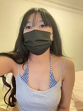 Minnie-2025 online show from April 15, 6:04 pm