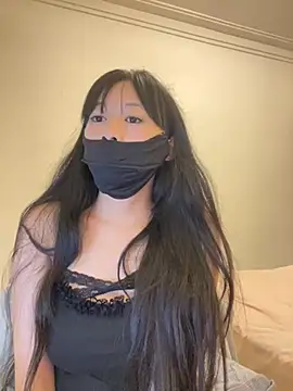 Minnie-2025 online show from June 13, 4:27 pm