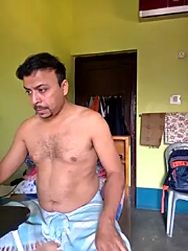 Snapshot of BindaasBong chatting on February 13, 11:06 am BindaasBong online show from February 13, 11:06 am