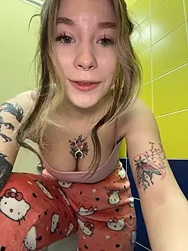 Snapshot of Mimiumuy chatting on January 6, 3:16 pm Mimiumuy online show from January 6, 3:16 pm