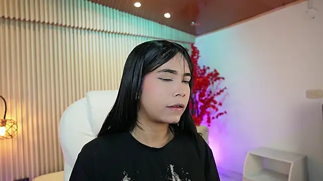 Snapshot of GiaNovak chatting on October 4, 11:41 am GiaNovak online show from October 4, 11:41 am