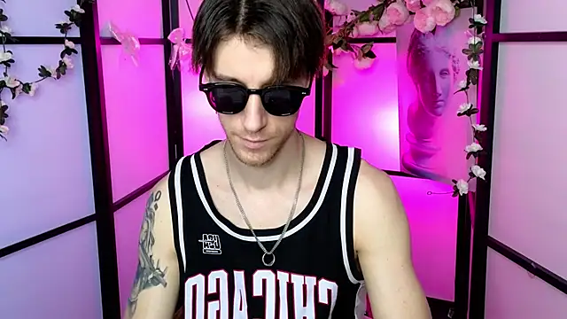 mark caron online show from June 8, 12:27 pm