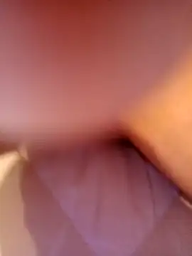 Snapshot of StreamX chatting on October 3, 12:51 am StreamX online show from October 3, 12:51 am