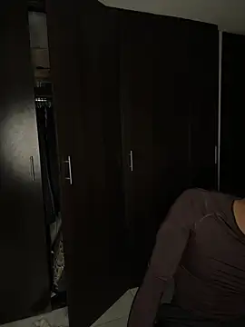 Snapshot of DavisFirb chatting on February 13, 3:02 am DavisFirb online show from February 13, 3:02 am