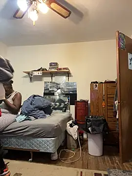 SucculentSexiness0 online show from April 9, 2:33 am