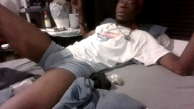SucculentSexiness0 online show from June 22, 4:09 am