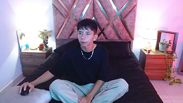 Hyunjin Son online show from September 19, 12:34 am