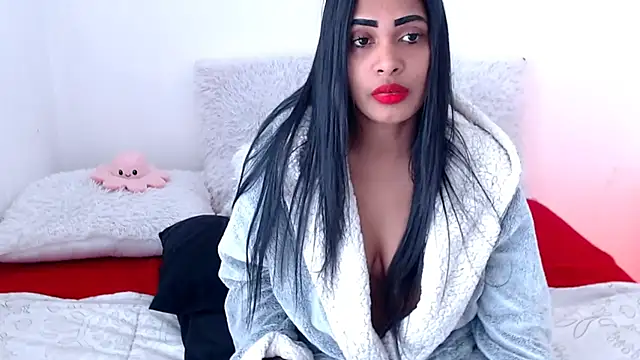 indianchic89 online show from June 26, 9:03 am