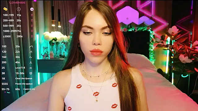 MimiFors online show from September 23, 4:21 pm