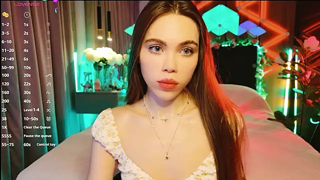 MimiFors online show from October 1, 3:18 pm