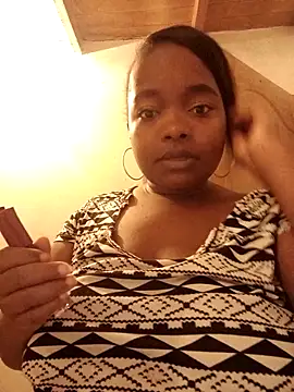 Snapshot of isabella_brown1 chatting on December 19, 10:00 am isabella brown1 online show from December 19, 10:00 am