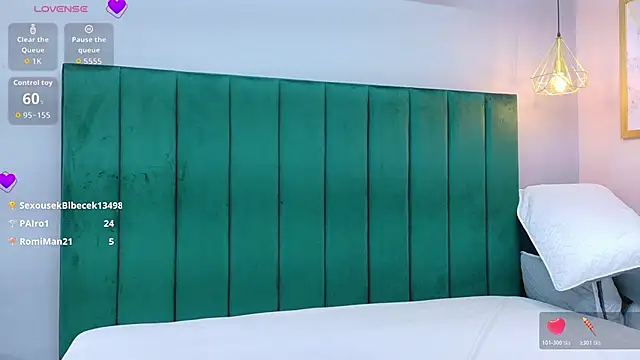 Ashley Evans22 online show from April 21, 2:51 am