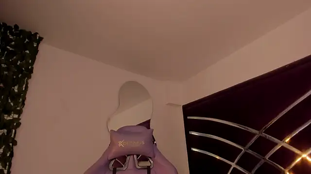 babilett online show from April 15, 8:53 pm