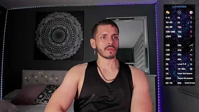 Snapshot of TianZilac chatting on October 30, 9:26 pm TianZilac online show from October 30, 9:26 pm