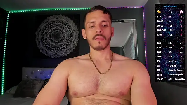 Snapshot of TianZilac chatting on November 12, 9:36 pm TianZilac online show from November 12, 9:36 pm