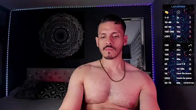 Snapshot of TianZilac chatting on November 15, 11:10 pm TianZilac online show from November 15, 11:10 pm