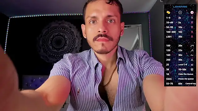 Snapshot of TianZilac chatting on November 18, 9:08 pm TianZilac online show from November 18, 9:08 pm