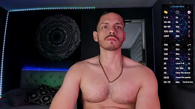 Snapshot of TianZilac chatting on November 29, 4:43 pm TianZilac online show from November 29, 4:43 pm