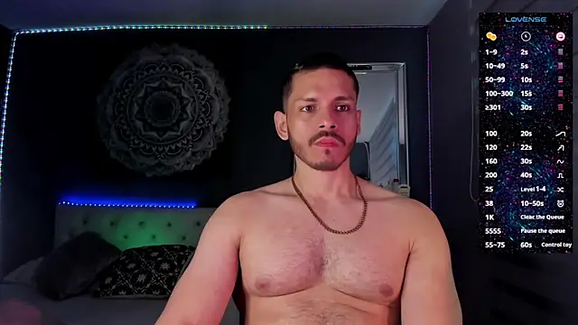 Snapshot of TianZilac chatting on December 4, 1:42 pm TianZilac online show from December 4, 1:42 pm