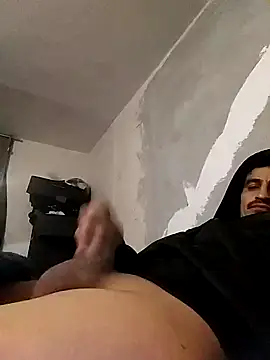 Snapshot of Arce92 chatting on December 18, 11:16 am Arce92 online show from December 18, 11:16 am