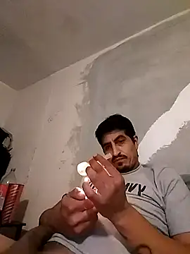 Snapshot of Arce92 chatting on January 19, 9:13 am Arce92 online show from January 19, 9:13 am