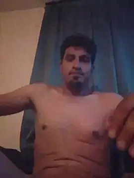 Snapshot of Arce92 chatting on July 4, 4:18 am Arce92 online show from July 4, 4:18 am
