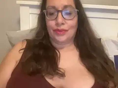 Snapshot of RosaFreya chatting on September 22, 5:48 pm RosaFreya online show from September 22, 5:48 pm