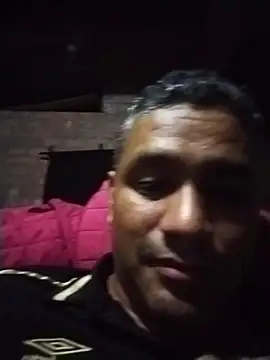 Snapshot of danigarci2307 chatting on April 27, 1:47 am danigarci2307 online show from April 27, 1:47 am