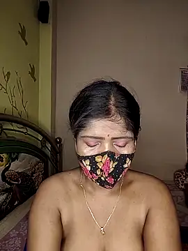 Love143A online show from April 18, 3:43 am