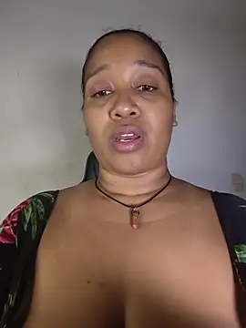 Yera brown69 online show from July 16, 1:55 am