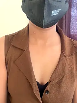 Pool Girls online show from January 6, 7:45 am