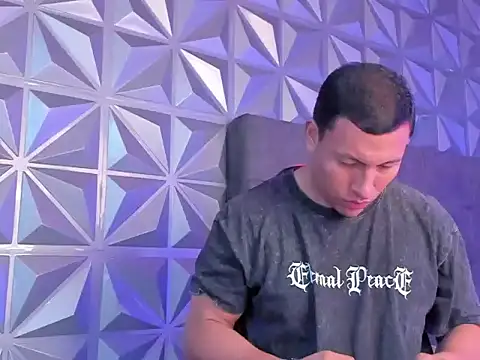 Arthur Masson online show from April 18, 2:21 pm